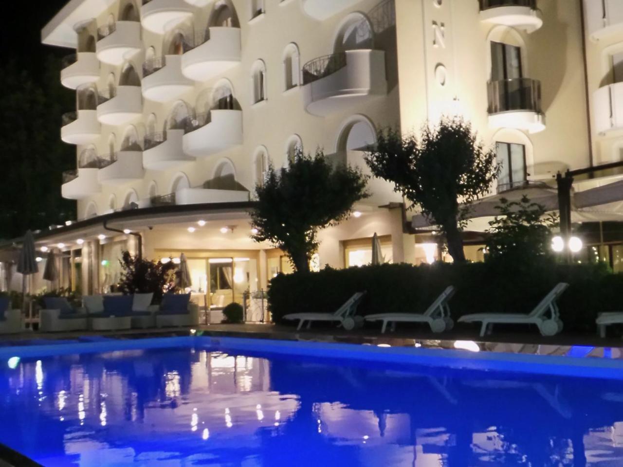 Hotel Nettuno Cervia Exteriér fotografie