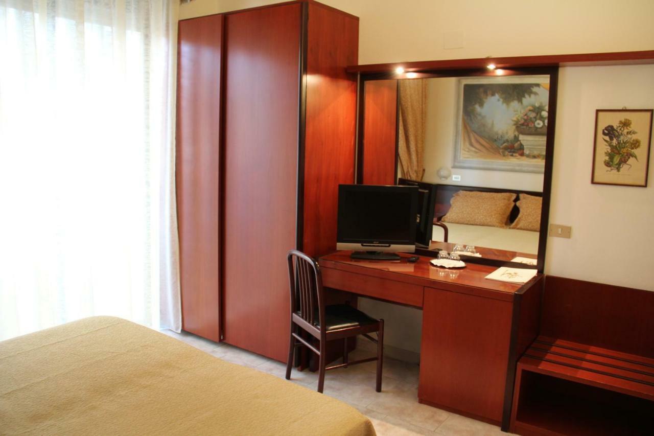 Hotel Nettuno Cervia Exteriér fotografie